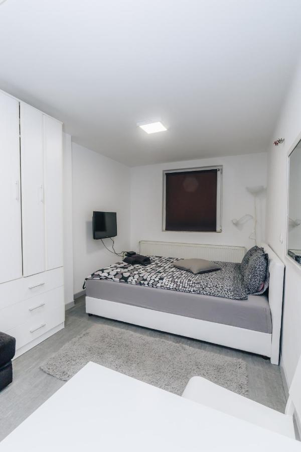 Apartments Luka Kragujevac Extérieur photo