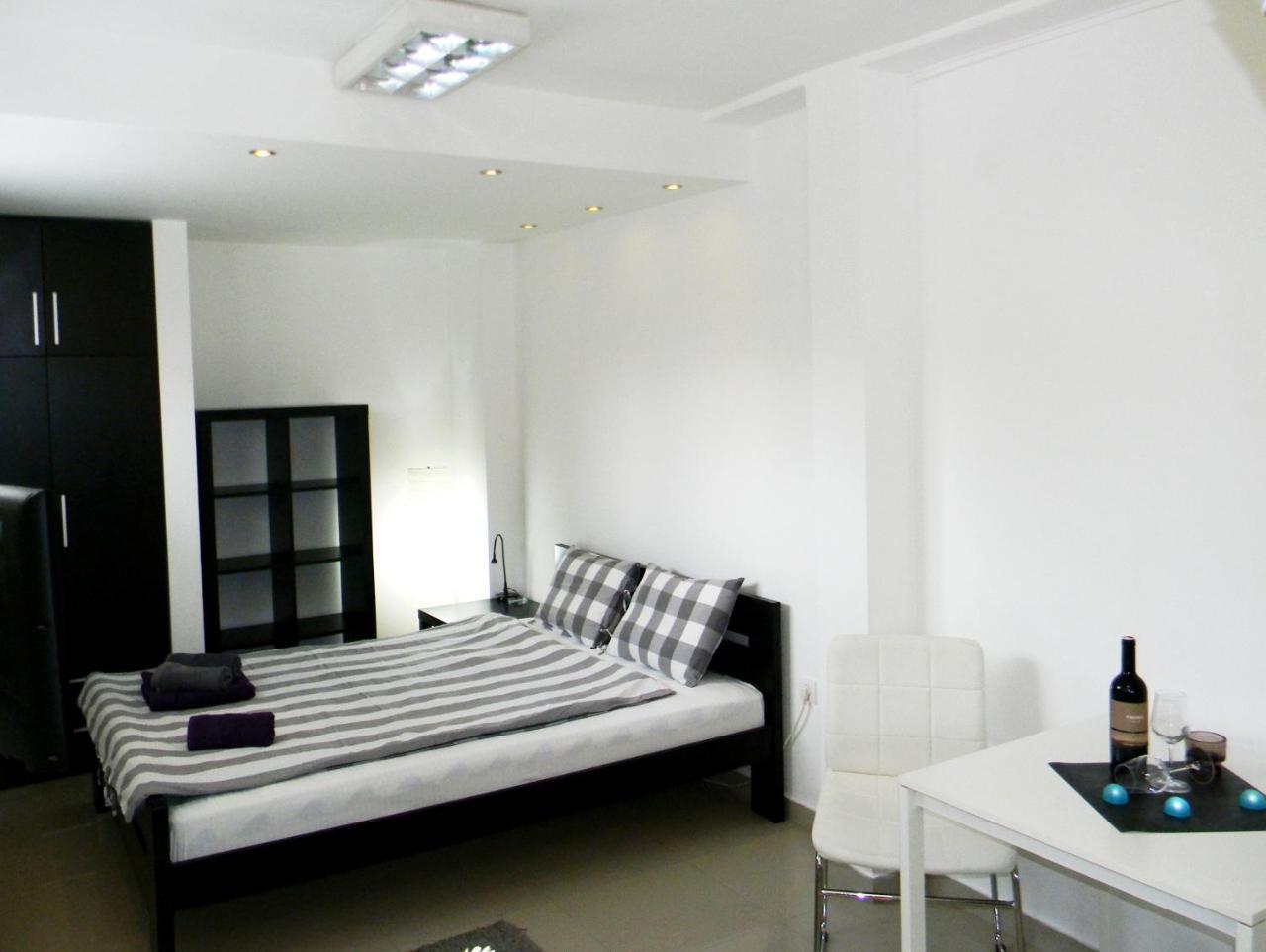 Apartments Luka Kragujevac Extérieur photo